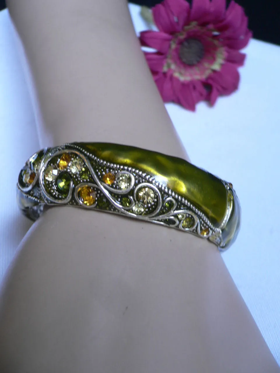 Green Antique Silver Metal Elastic Bracelet Old Olive Green Leave Rhinestone Trendy