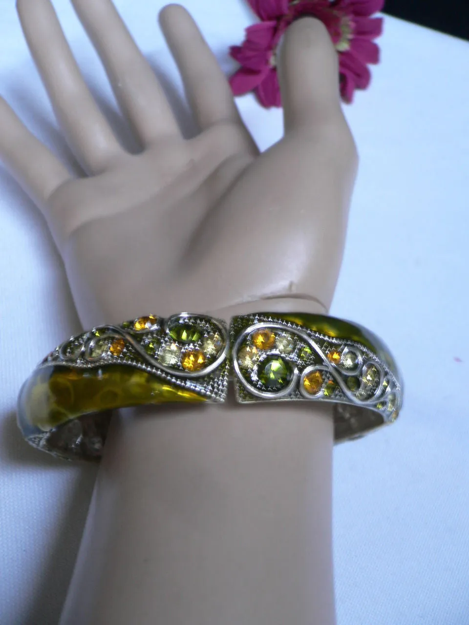Green Antique Silver Metal Elastic Bracelet Old Olive Green Leave Rhinestone Trendy