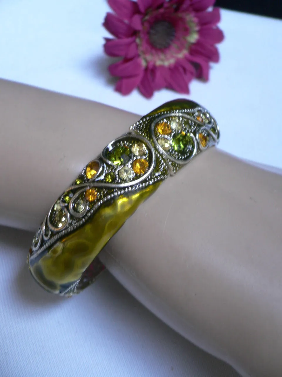 Green Antique Silver Metal Elastic Bracelet Old Olive Green Leave Rhinestone Trendy