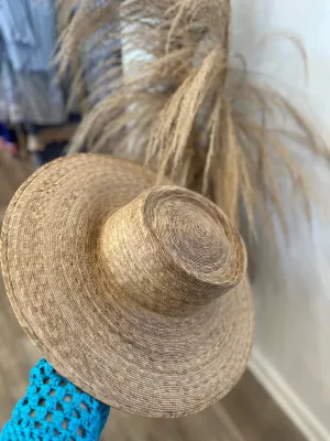 Large Lack of Color Hat
