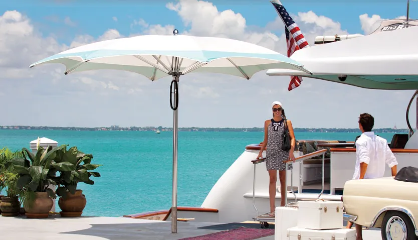 Ocean Master MAX Crescent Umbrella - TUUCI