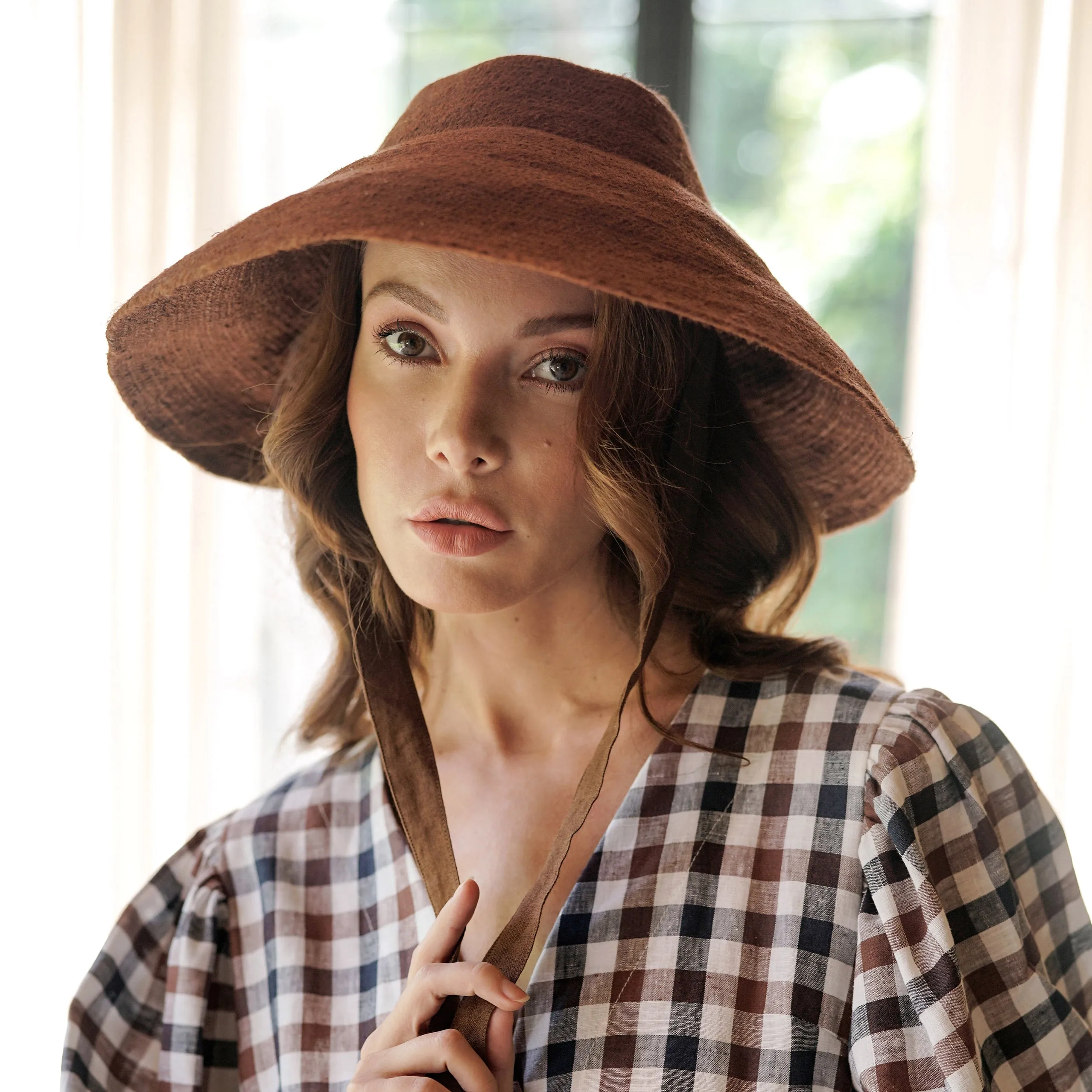 Reign Jute Hat, in Burnt Sienna