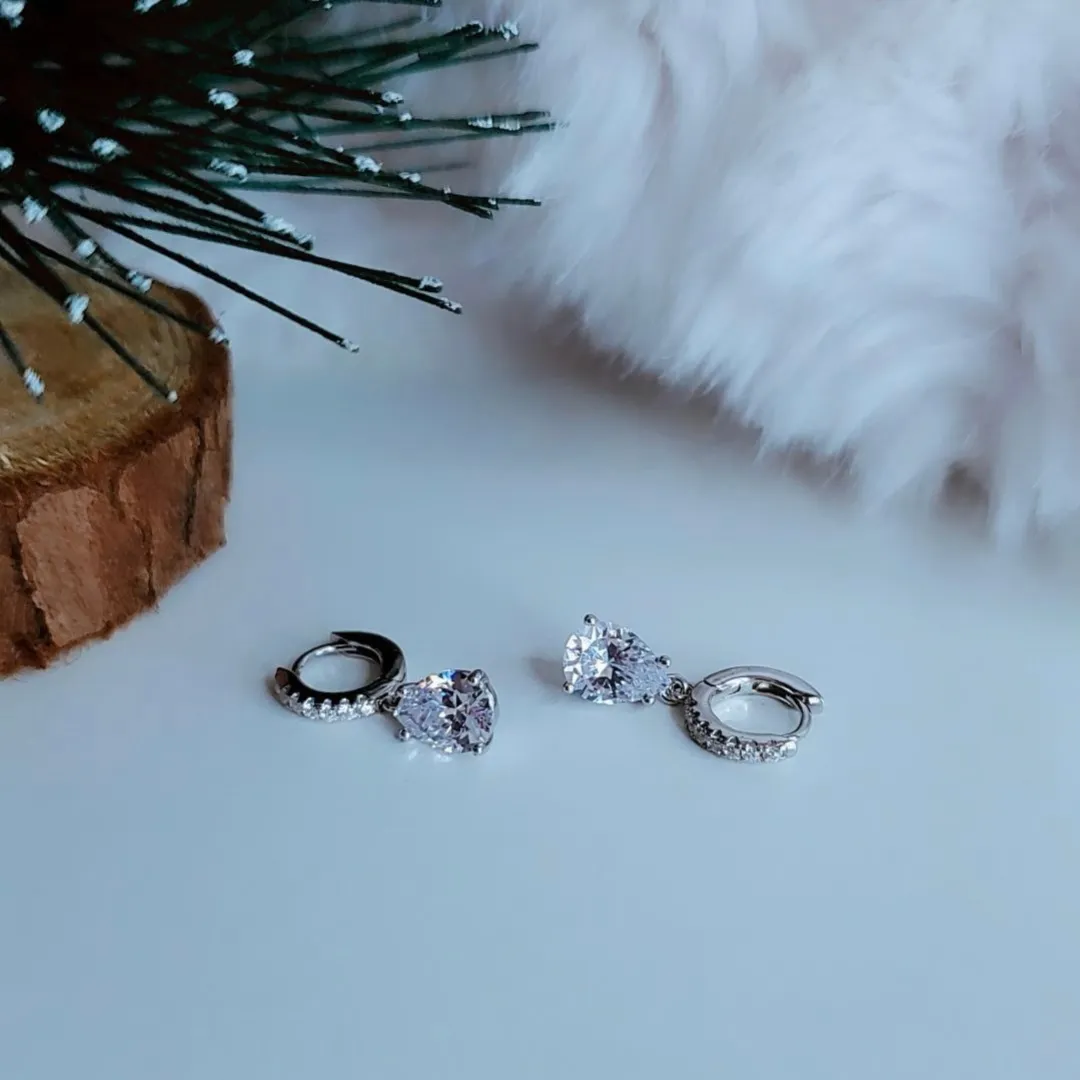 Sparkle Drop Earring in Silver