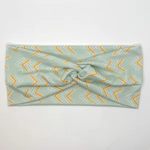 The Right Direction Twist Headband