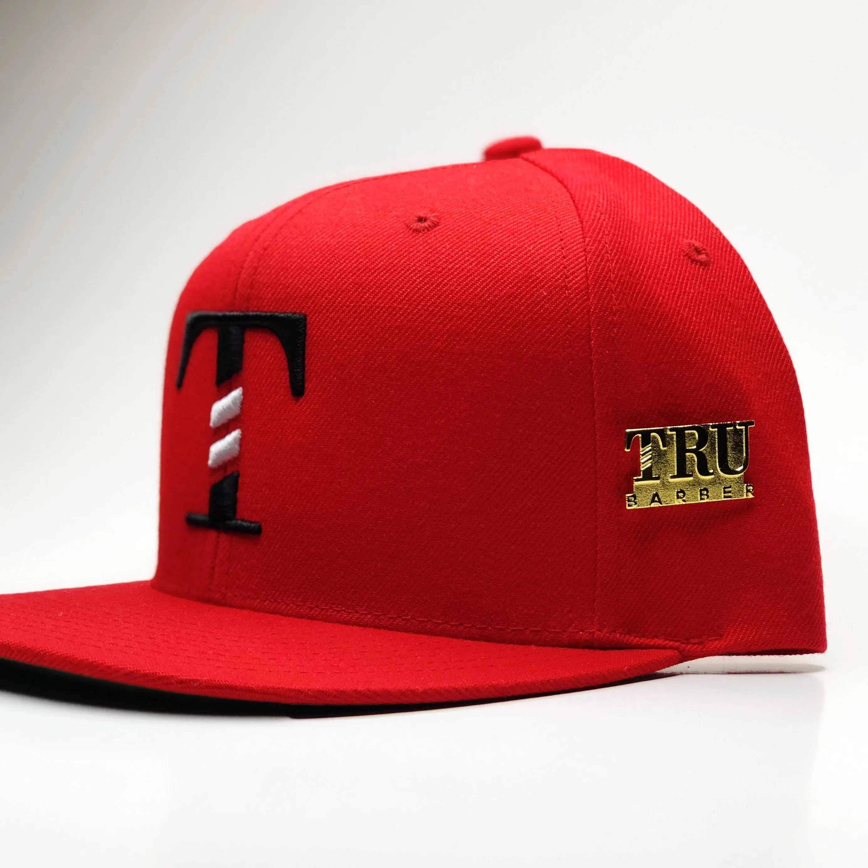 TRUBARBER PIN GOLD