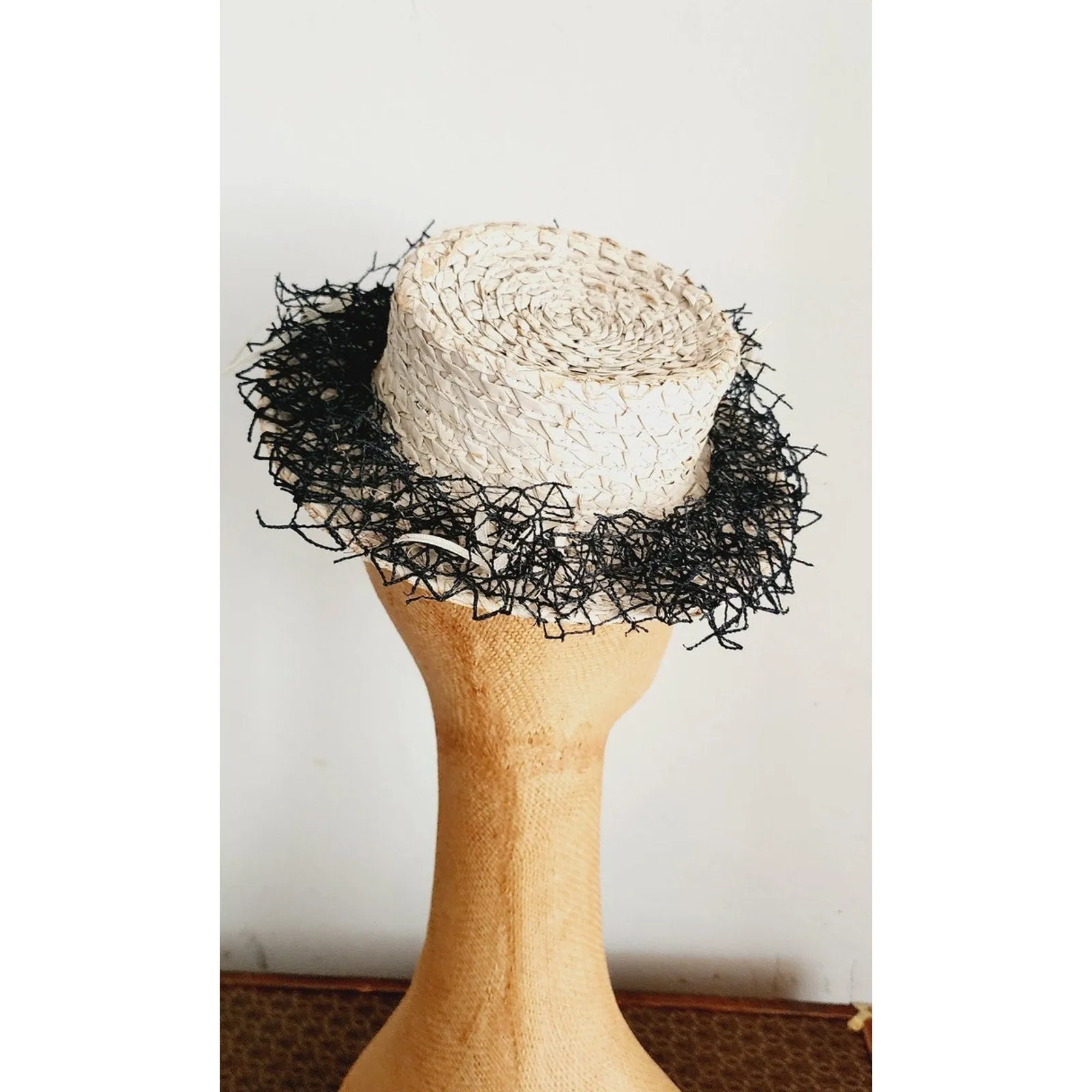 Vintage 30s Beige Straw Hat Black Netting New York Creation