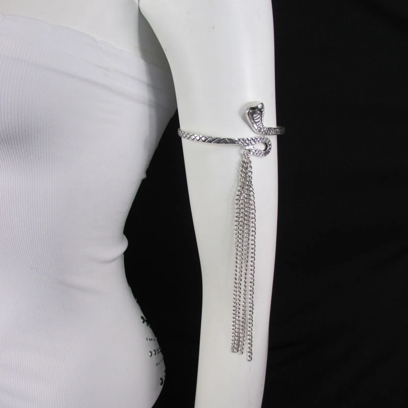 Women Gold Metal Bracelet 5 Long Finger Bone Skeleton Hand Chain